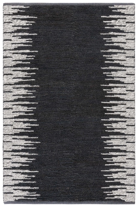 Safavieh Natural Fiber 4'-0" x 6'-0" Rug in Black / Beige