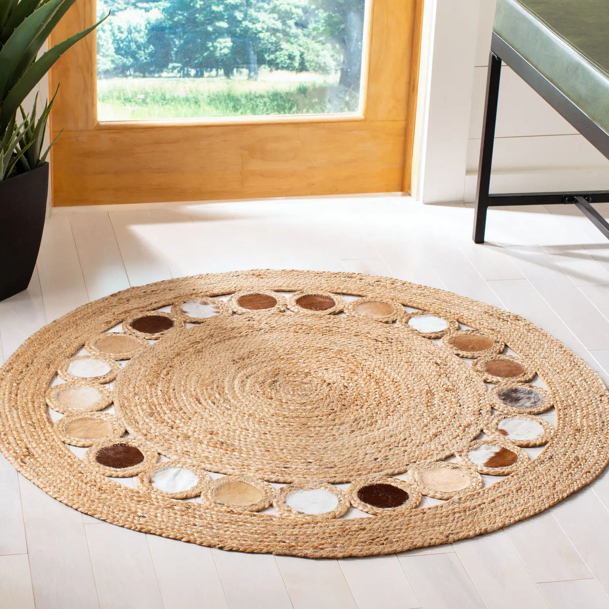 Safavieh Natural Fiber 3'-0" x 3'-0" Rug in Beige / Brown