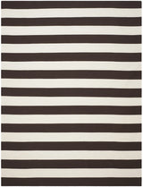 Safavieh Montauk 10'-0" x 14'-0" Rug in Black / Ivory