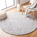 Safavieh Micro-Loop 5'-0" x 5'-0" Rug in Pink / Grey