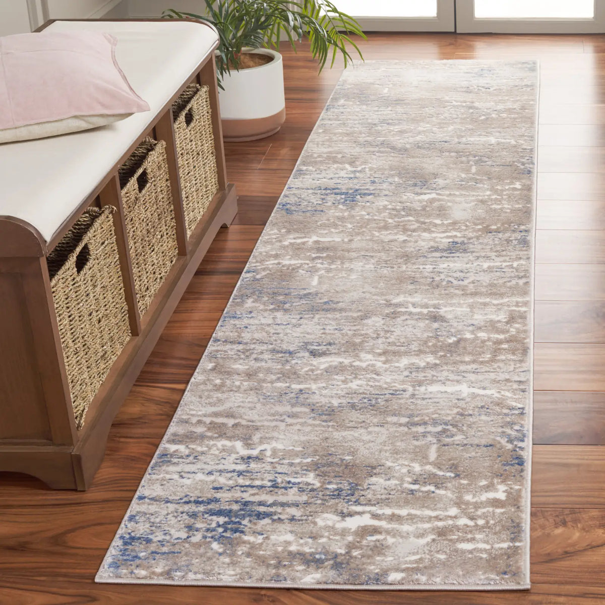 Safavieh Prestige 2'-3" x 8'-0" Rug in Ivory / Blue