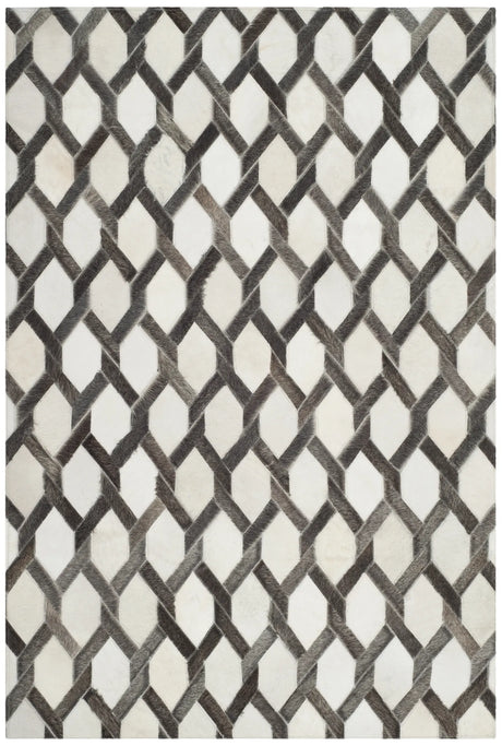 Safavieh Studio Leather 3'-0" x 5'-0" Rug in Ivory / Grey