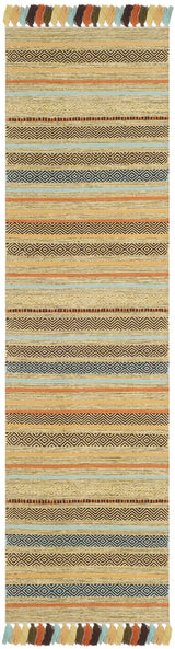 Safavieh Montauk 2'-3" x 8'-0" Rug in Green / Multi