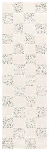 Safavieh Natura 2'-3" x 8'-0" Rug in Ivory / Black