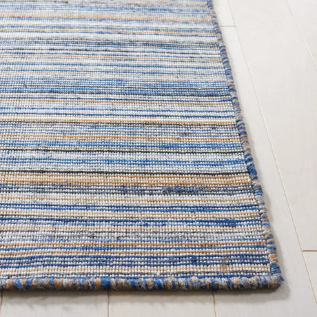 Safavieh Kilim 4'-0" x 6'-0" Rug in Blue / Yellow