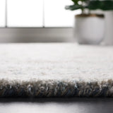 Safavieh Abstract 4'-0" x 6'-0" Rug in Beige / Blue
