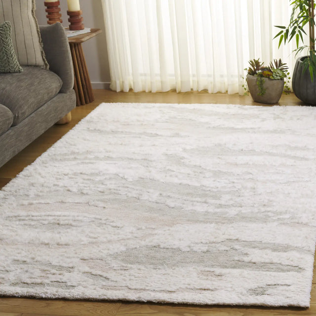 Safavieh Casablanca 4'-0" x 6'-0" Rug in Ivory / Sage