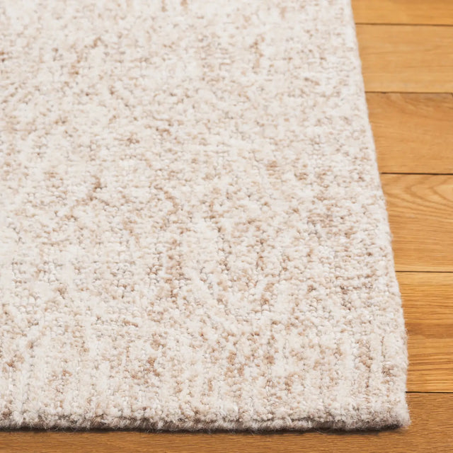 Safavieh Pine 4'-0" x 6'-0" Rug in Beige