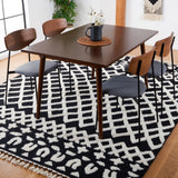 Safavieh Casablanca 8'-0" x 10'-0" Rug in Black / Ivory