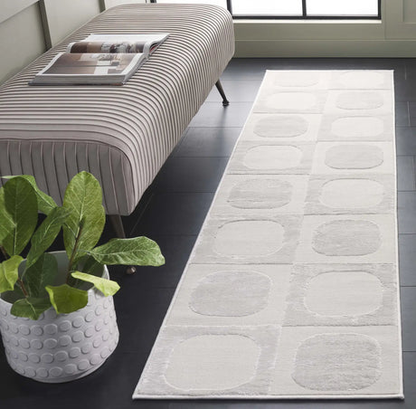 Safavieh Saylor 100 2'-0" x 8'-0" Rug in Ivory