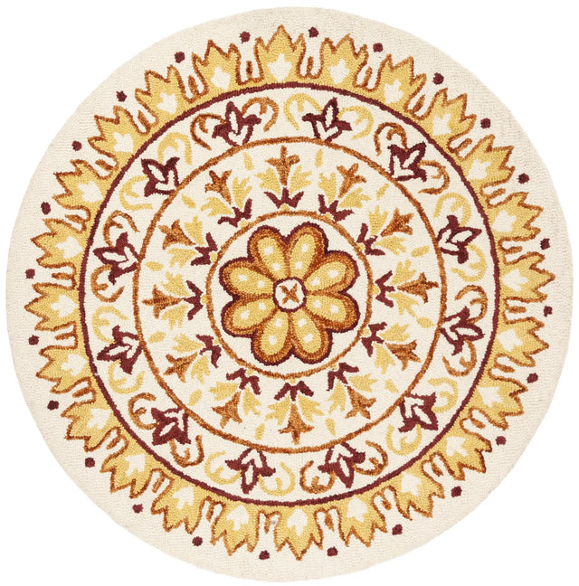 Safavieh Novelty 6'-0" x 6'-0" Rug in Ivory / Gold