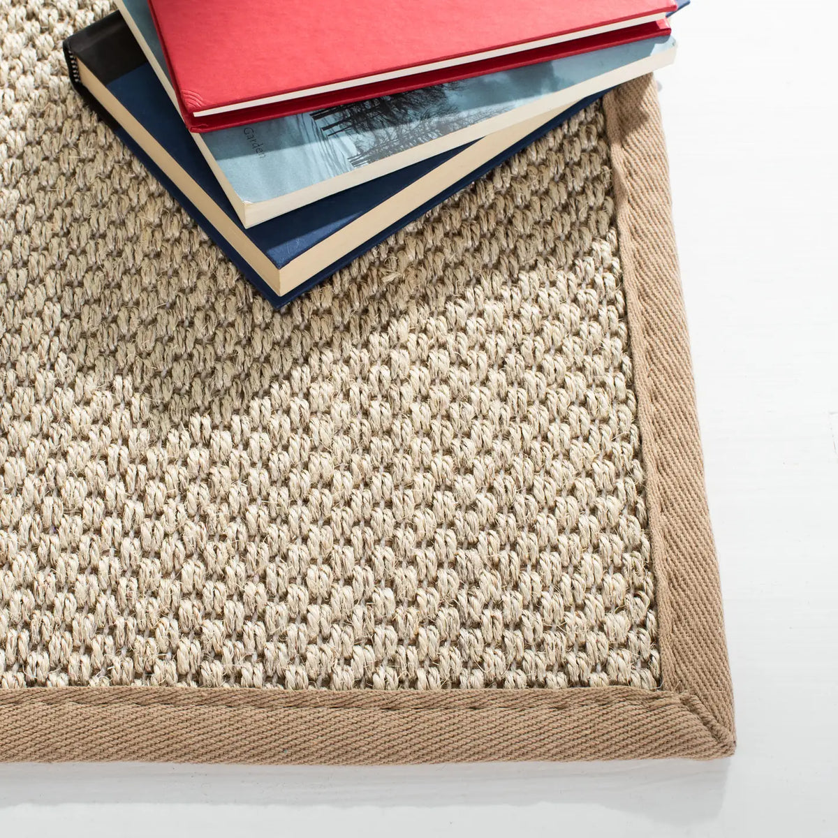 Safavieh Natural Fiber 2'-0" x 3'-0" Rug in Marble / Linen
