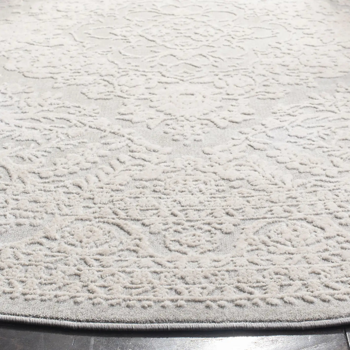 Safavieh Reflection 5'-0" x 5'-0" Rug in Light Grey / Cream