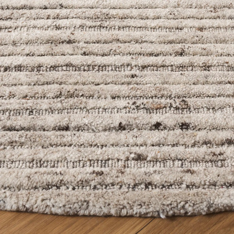 Safavieh Elements 6'-0" x 6'-0" Rug in Beige
