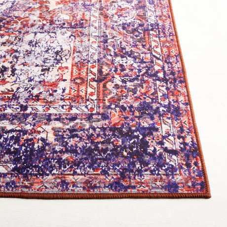 Safavieh Tucson 4'-0" x 6'-0" Rug in Beige / Red