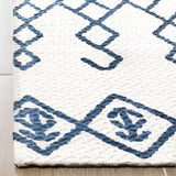 Safavieh Cedar Brook 4'-0" x 6'-0" Rug in Ivory / Navy