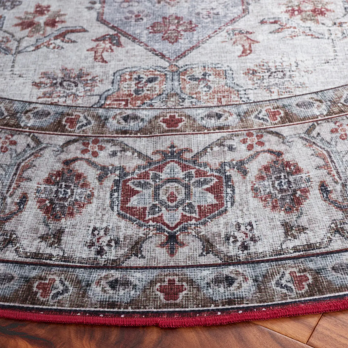 Safavieh Tucson 6'-0" x 6'-0" Rug in Beige Green / Rust