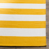 Safavieh Montauk 4'-0" x 6'-0" Rug in Yellow / Ivory