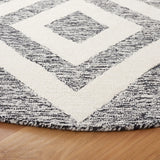 Safavieh Metro 6'-0" x 6'-0" Rug in Ivory / Black