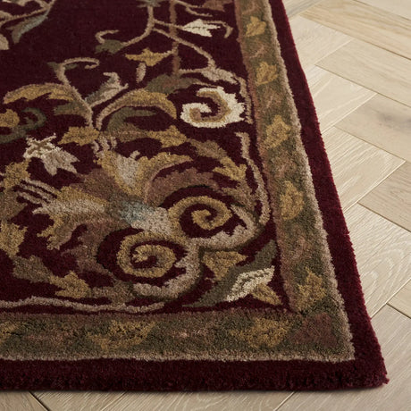 Safavieh Heritage 4'-0" x 6'-0" Rug in Red