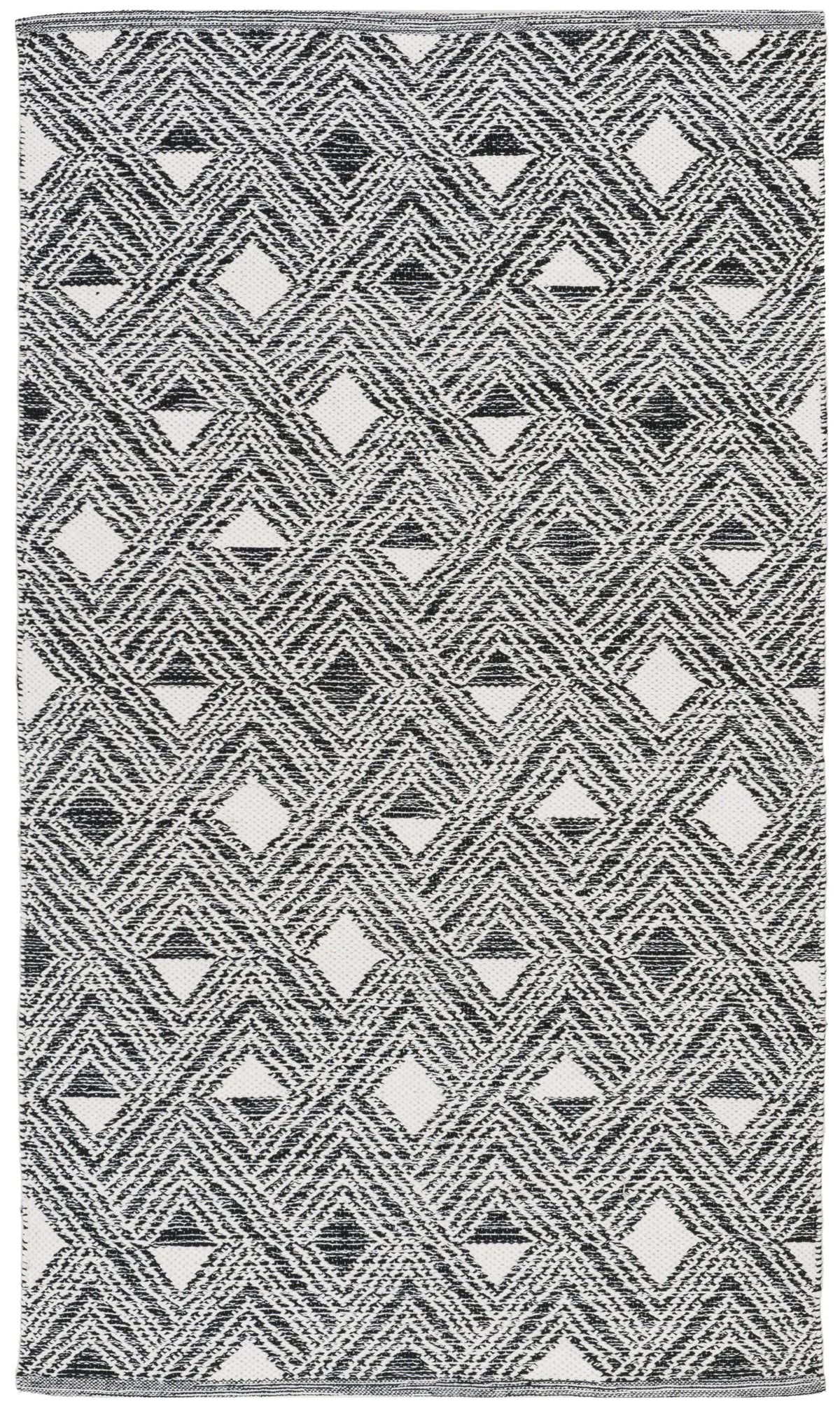 Safavieh Montauk 3'-0" x 5'-0" Rug in Black / Ivory