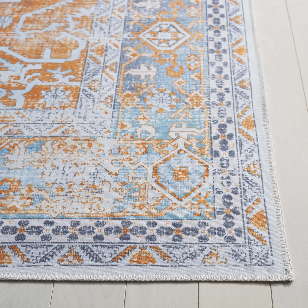 Safavieh Arizona 4'-0" x 6'-0" Rug in Rust / Grey
