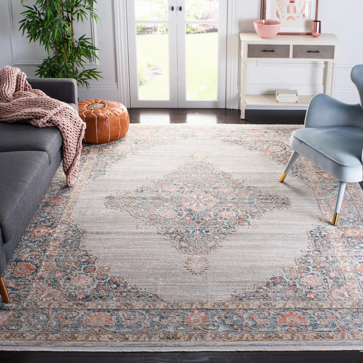 Safavieh Shivan 10'-0" x 14'-0" Rug in Grey / Rose