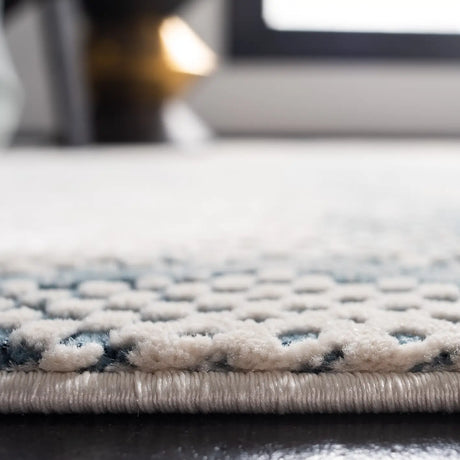 Safavieh Meadow 100 4'-0" x 6'-0" Rug in Turquoise / Ivory