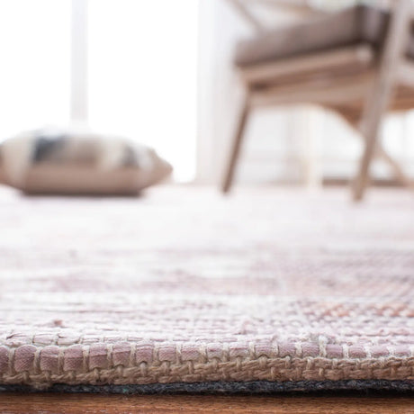 Safavieh Saffron 8'-0" x 10'-0" Rug in Taupe / Ivory