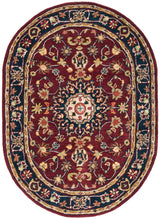 Safavieh Classic 4'-6" x 6'-6" Rug in Burgundy / Navy