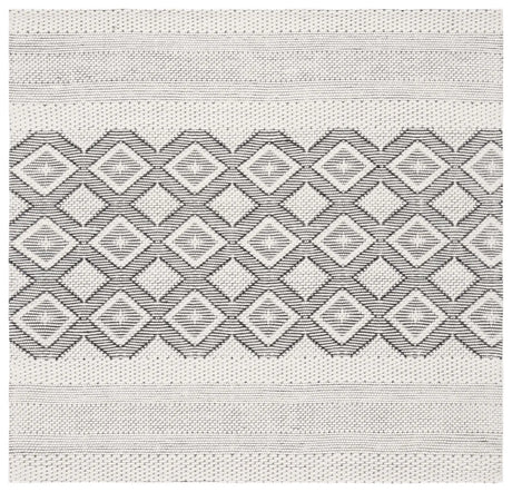 Safavieh Vermont 6'-0" x 6'-0" Rug in Ivory / Black