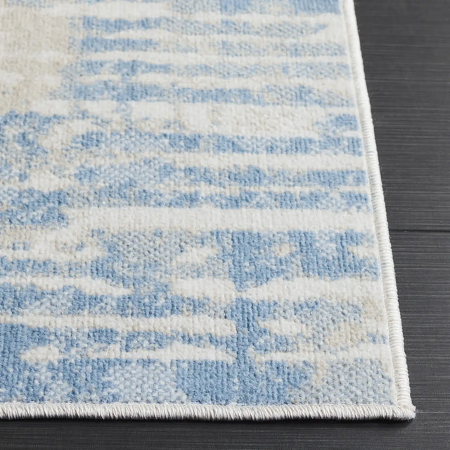 Safavieh Bayside 4'-0" x 6'-0" Rug in Ivory / Blue