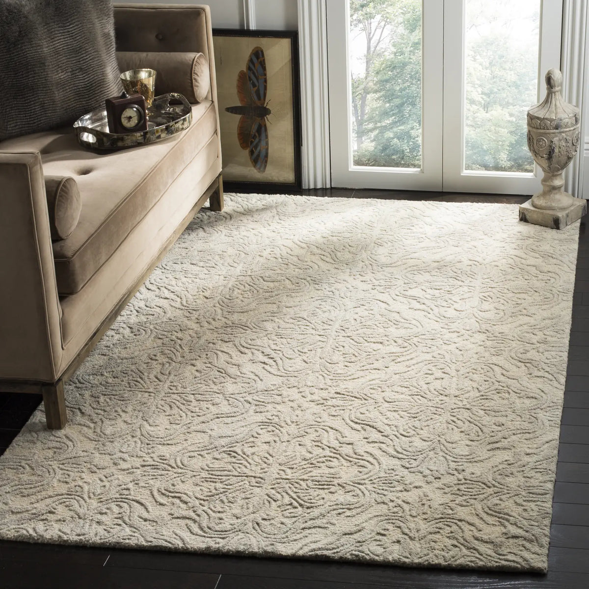 Safavieh Blossom 5'-0" x 8'-0" Rug in Ivory / Grey