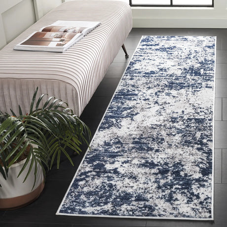 Safavieh Amelia 700 2'-2" x 10'-0" Rug in Ivory / Navy