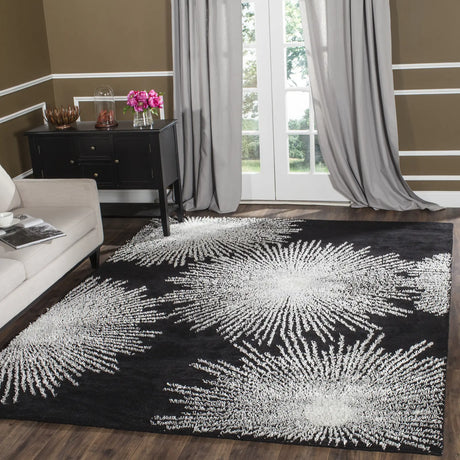 Safavieh Soho 9'-6" x 13'-6" Rug in Black / White