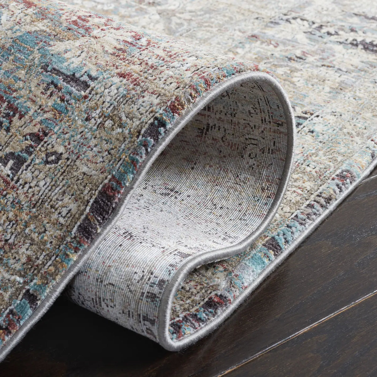 Safavieh Signature 6'-7" x 9'-6" Rug in Turquoise / Beige