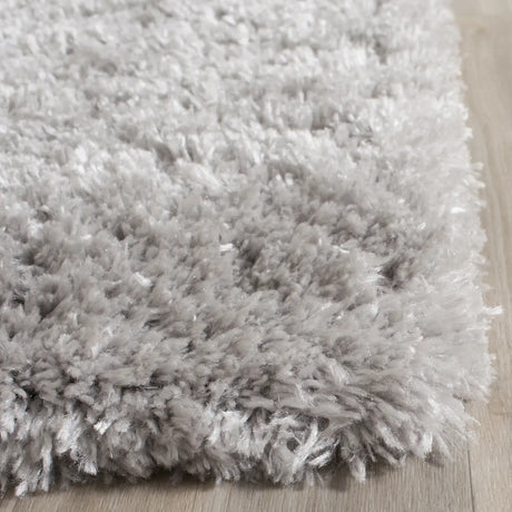 Safavieh Indie Shag 6'-7" x 9'-2" Rug in Grey