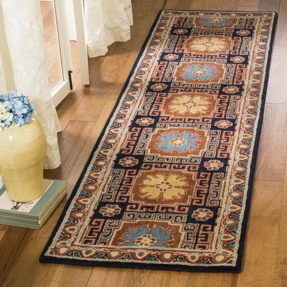 Safavieh Heritage 2'-3" x 8'-0" Rug in Navy / Orange