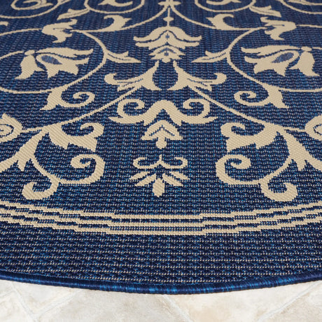 Safavieh Courtyard 6'-7" x 6'-7" Rug in Navy / Beige