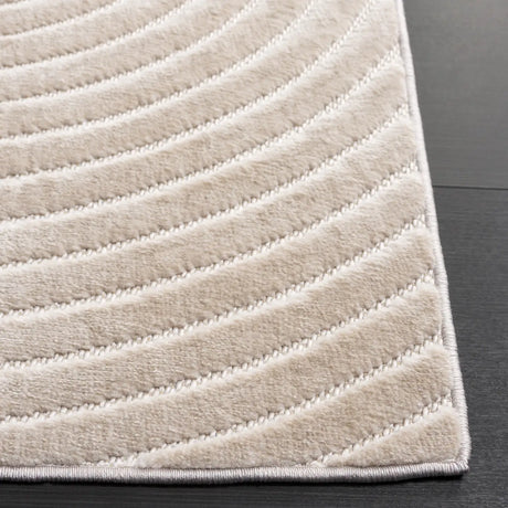 Safavieh Selena 4'-0" x 6'-0" Rug in Beige