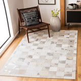 Safavieh Studio Leather 4'-0" x 6'-0" Rug in Ivory / Silver