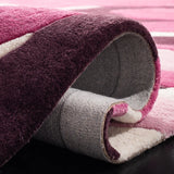Safavieh Soho 3'-6" x 5'-6" Rug in Pink / Rose