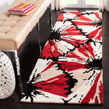 Safavieh Soho 2'-6" x 8'-0" Rug in Black / Red