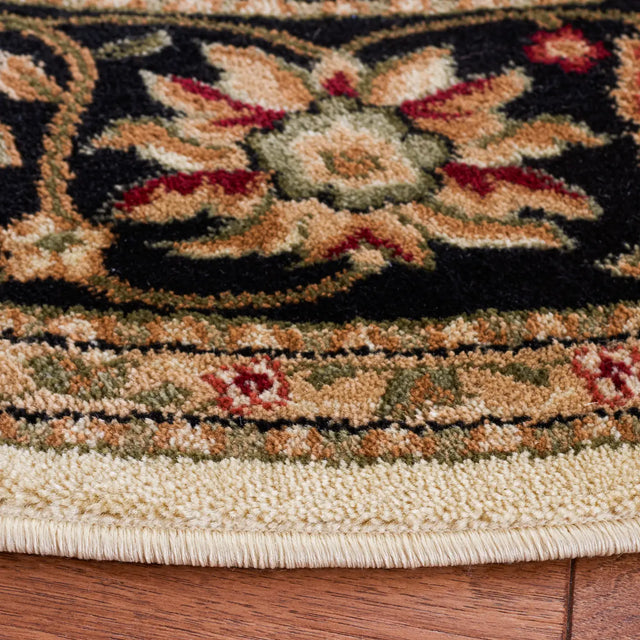 Safavieh Lyndhurst 5'-3" x 5'-3" Rug in Ivory / Black