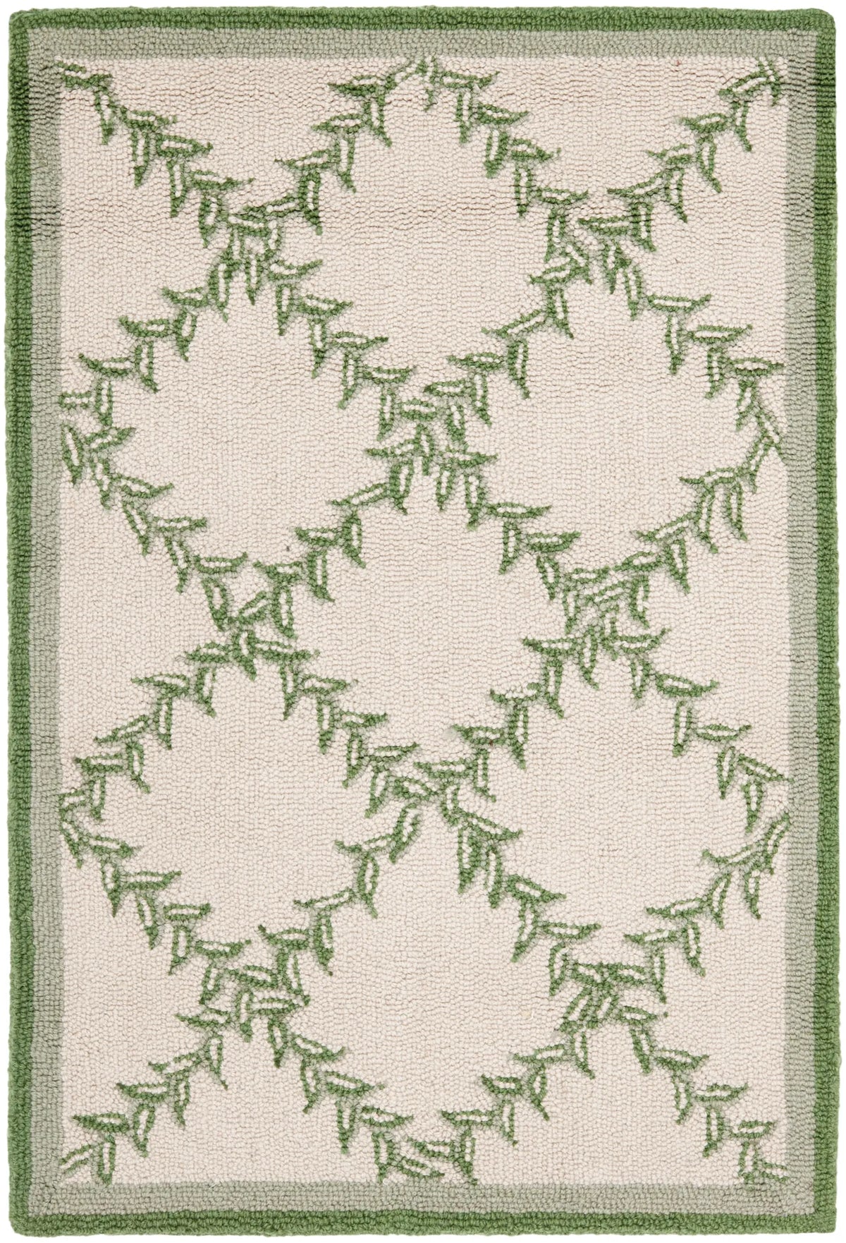 Safavieh Chelsea 1'-8" x 2'-6" Rug in Ivory / Light Green