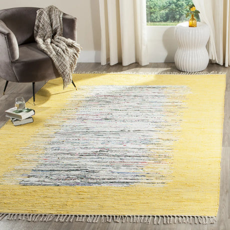 Safavieh Montauk 6'-0" x 9'-0" Rug in Ivory / Yellow