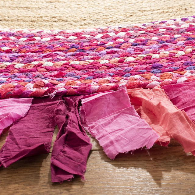 Safavieh Cape Cod 6'-0" x 6'-0" Rug in Pink / Natural