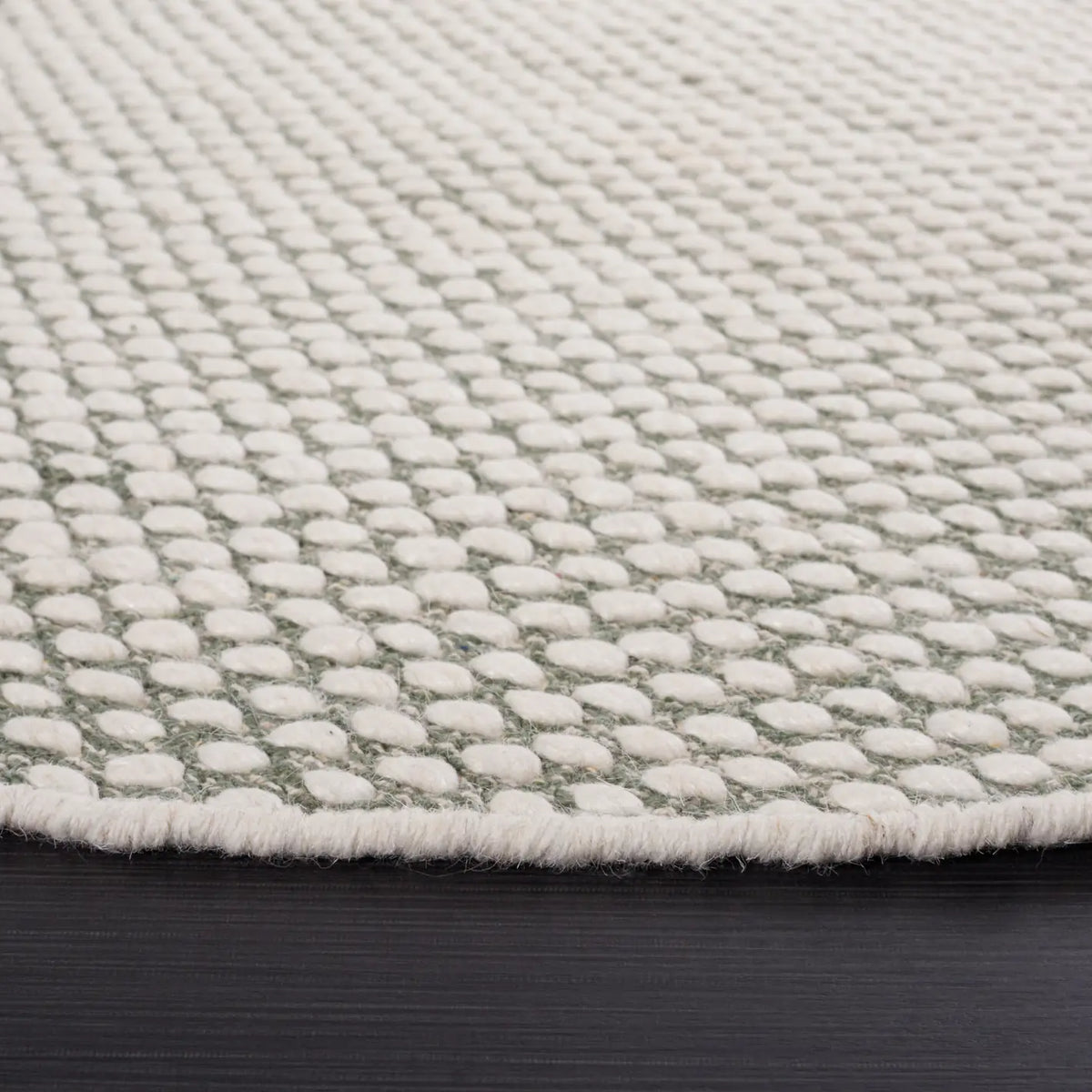Safavieh Vermont 6'-0" x 6'-0" Rug in Green