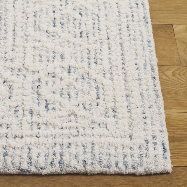 Safavieh Ebony 4'-0" x 6'-0" Rug in Ivory / Blue
