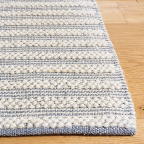 Safavieh Natura 4'-0" x 6'-0" Rug in Ivory / Grey